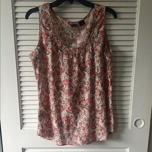 Cream and coral Paisley Sleeveless Top